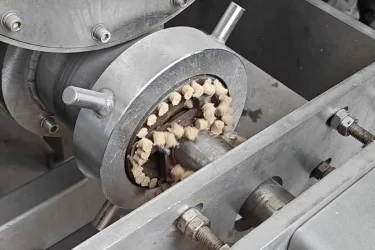 Food & chemical extrusion filters